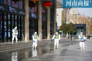 郑州疫情爆发，一座城市的坚韧与温情