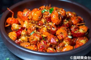 疫情中的昆明守护者