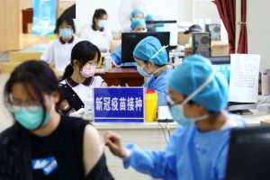 北京与成都，疫苗研发与接种的双城记