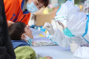 浙江省大学疫情期间的防控政策，措施、成效与启示