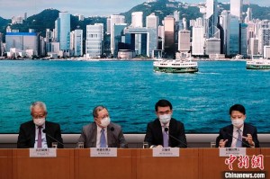 香港政府抗疫之路，挑战、策略与未来展望