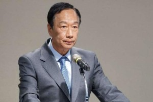 疫情下的郑州富士康事件与上海市最新防控措施，挑战与应对
