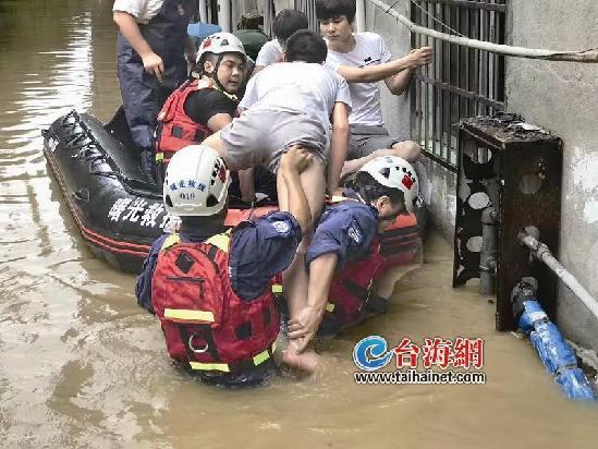 台湾地震解放军救援队，跨越海峡的温暖力量