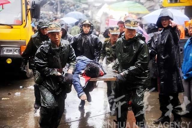 台湾地震军队救援，铁血铸就的守护
