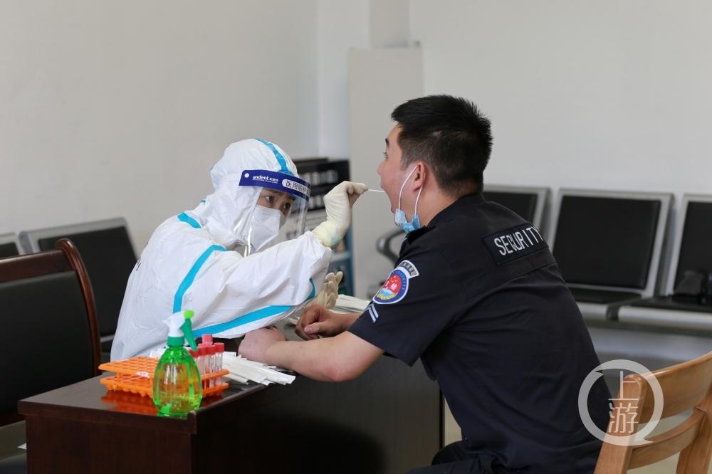 重庆市疫情防控情况，策略与实践