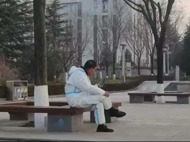 北京市顺义河南村书记涉嫌违纪违法被查，基层治理再敲警钟