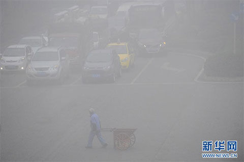 大雾笼罩安徽湖北重庆等地