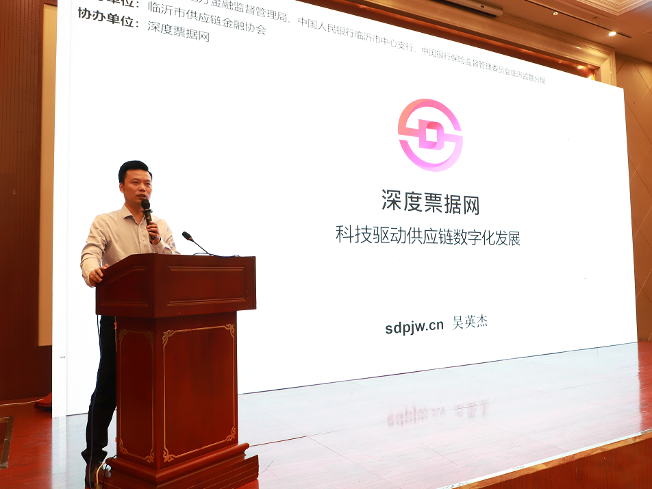 重庆市疫情防控办的使命与挑战