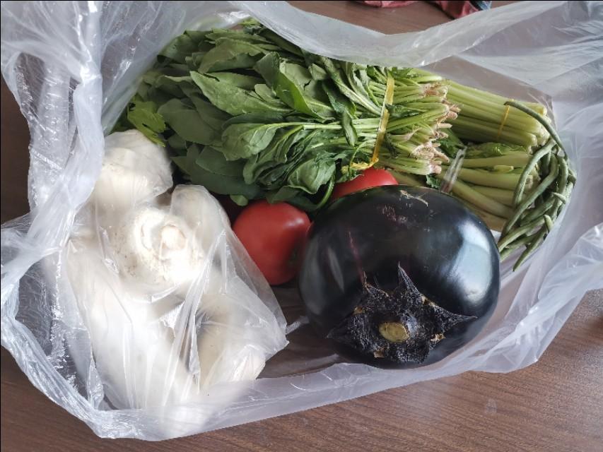 乌鲁木齐对重庆疫情管理的策略与实践