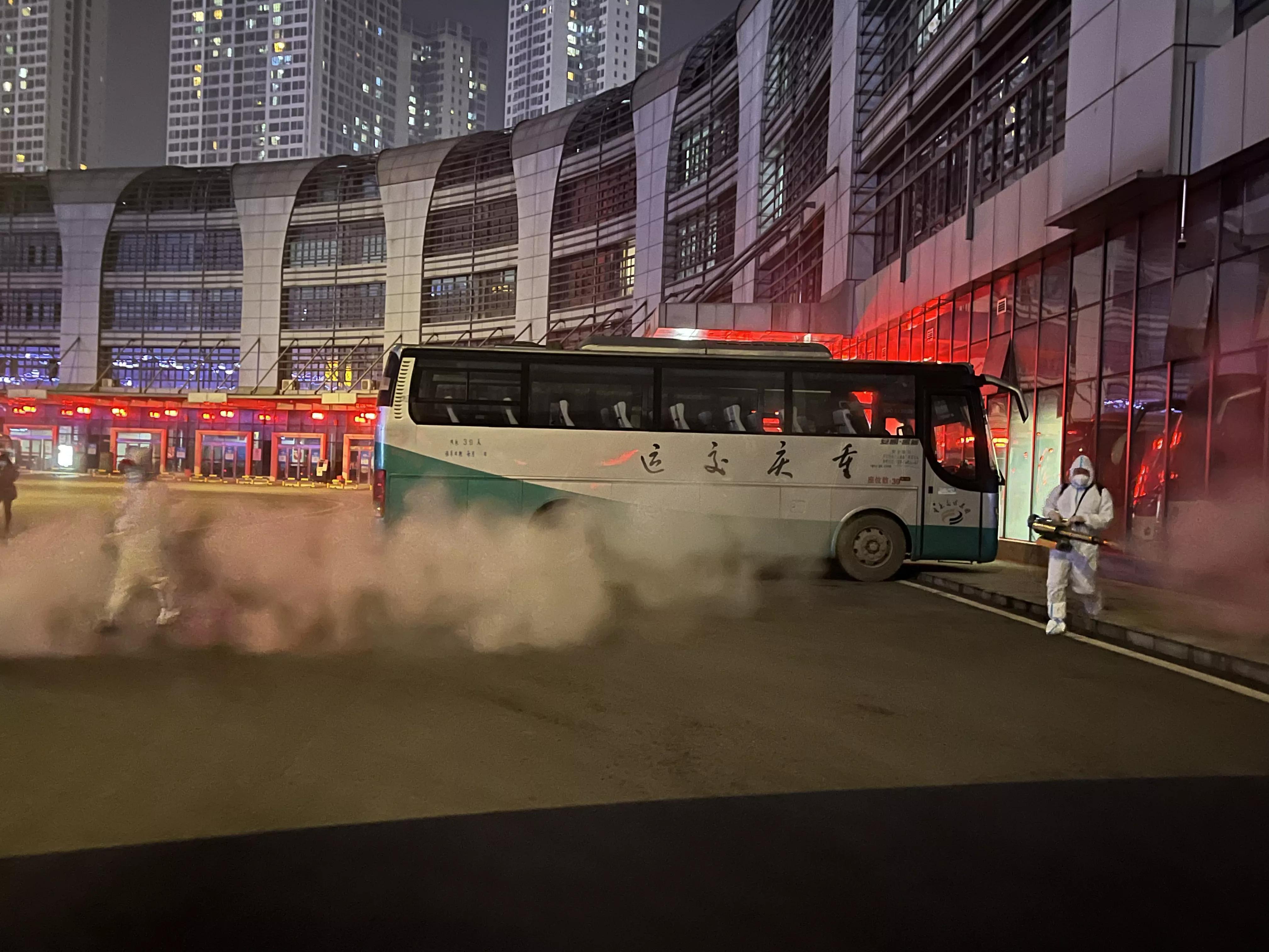 乌鲁木齐疫情问责，反思与重建公众信任的关键时刻