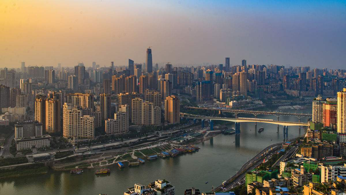 广西与重庆之间的中间城市有哪些？