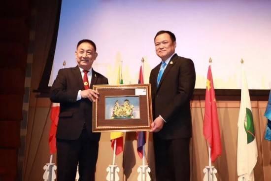 澳门地区疫情趋稳，西安最新防控措施升级—双城抗疫动态观察