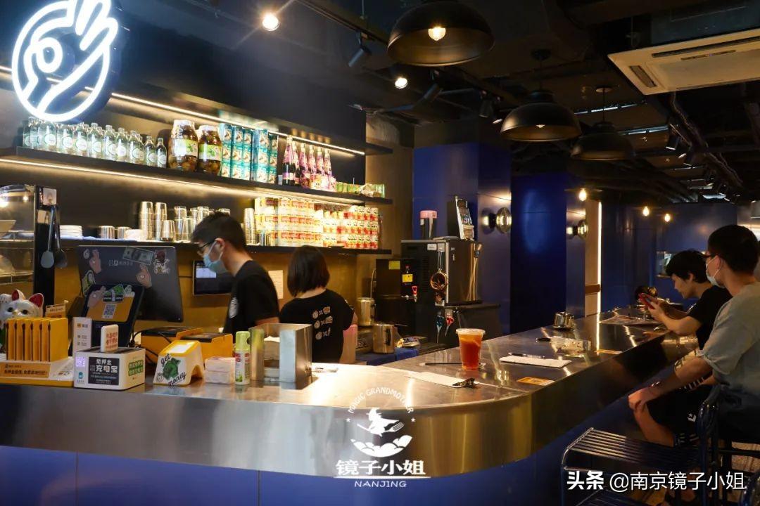澳门地区疫情反弹与南京防控政策的联动效应，挑战与应对