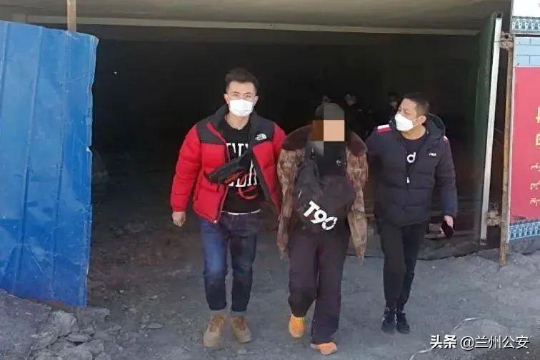 乌鲁木齐机场疫情防控专班，守护空中门户的钢铁防线