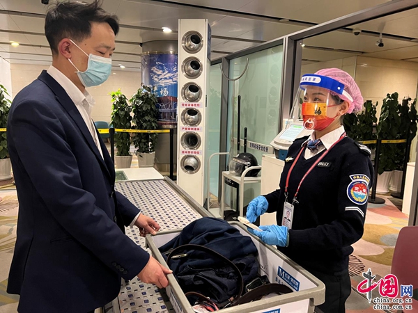昆明机场对北京地区旅客的防疫措施，严格防控与人性化服务并重