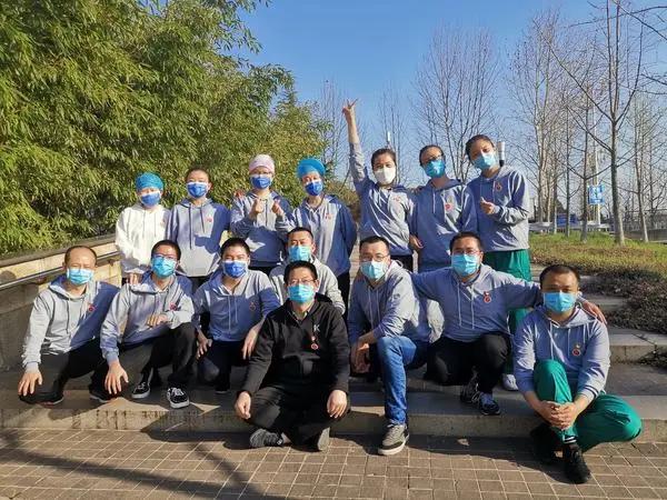 河南支援武汉医疗团队，共赴国难的英勇壮举