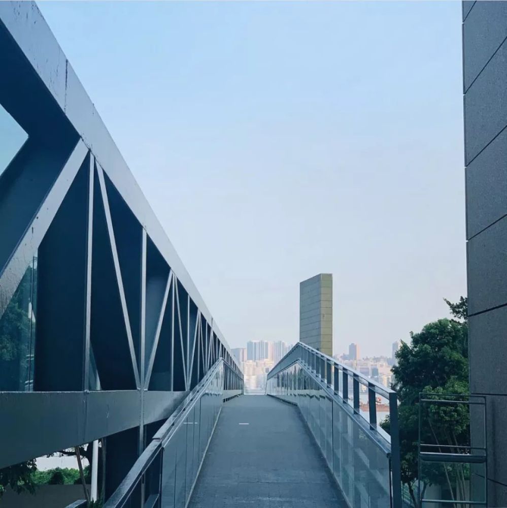北京的澳门中心，连接两地的文化与经济桥梁