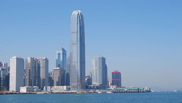 北京超越香港成为亚洲金融新中心，机遇与挑战