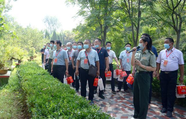 北京的村书记是什么行政级别？解析村级干部的行政地位与职责