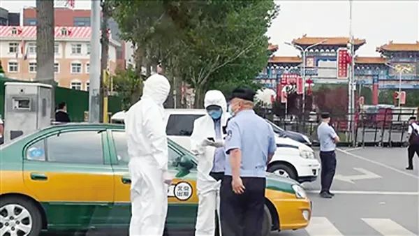 京济防疫记，两座城市的疫情应对与生命共同体构建