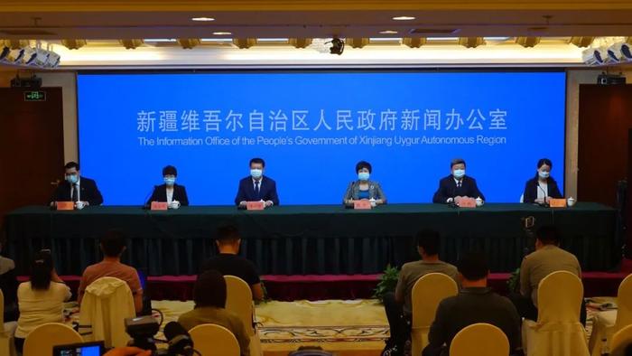 北京对新疆人员疫情政策的调整与影响，防控、民生与区域协作的平衡