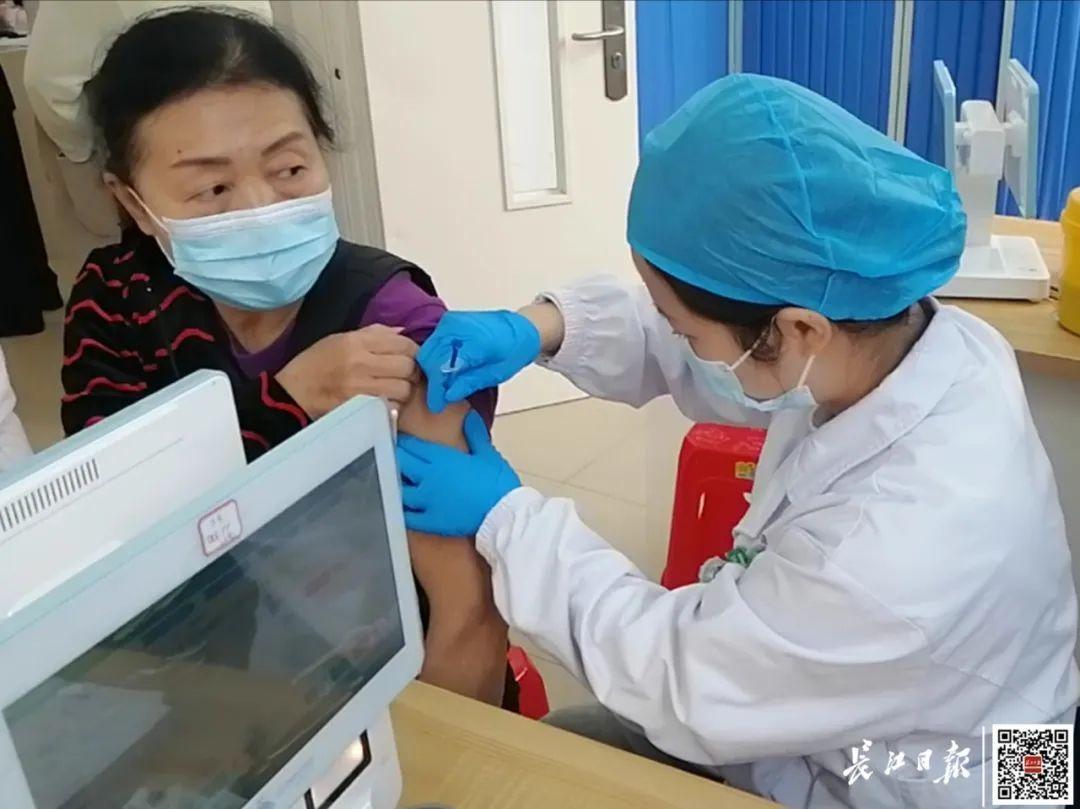 北京生产的疫苗比武汉的好吗？解析中国新冠疫苗的差异与选择