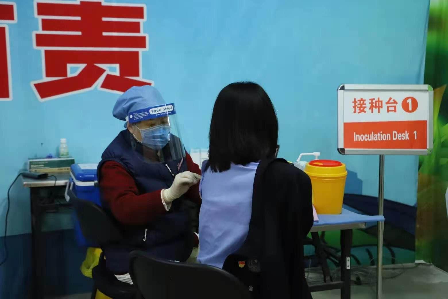 北京接种的新冠疫苗主要来自哪些生产商？