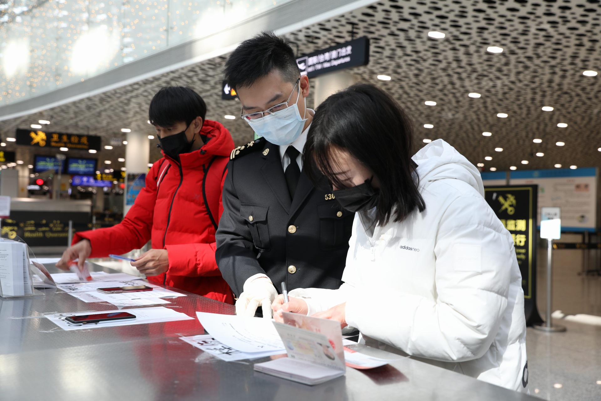 香港海关防疫管理措施，筑牢口岸防线，保障公共卫生安全