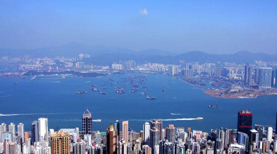 香港澳门特别行政区全面融入国家发展大局的路径与成就