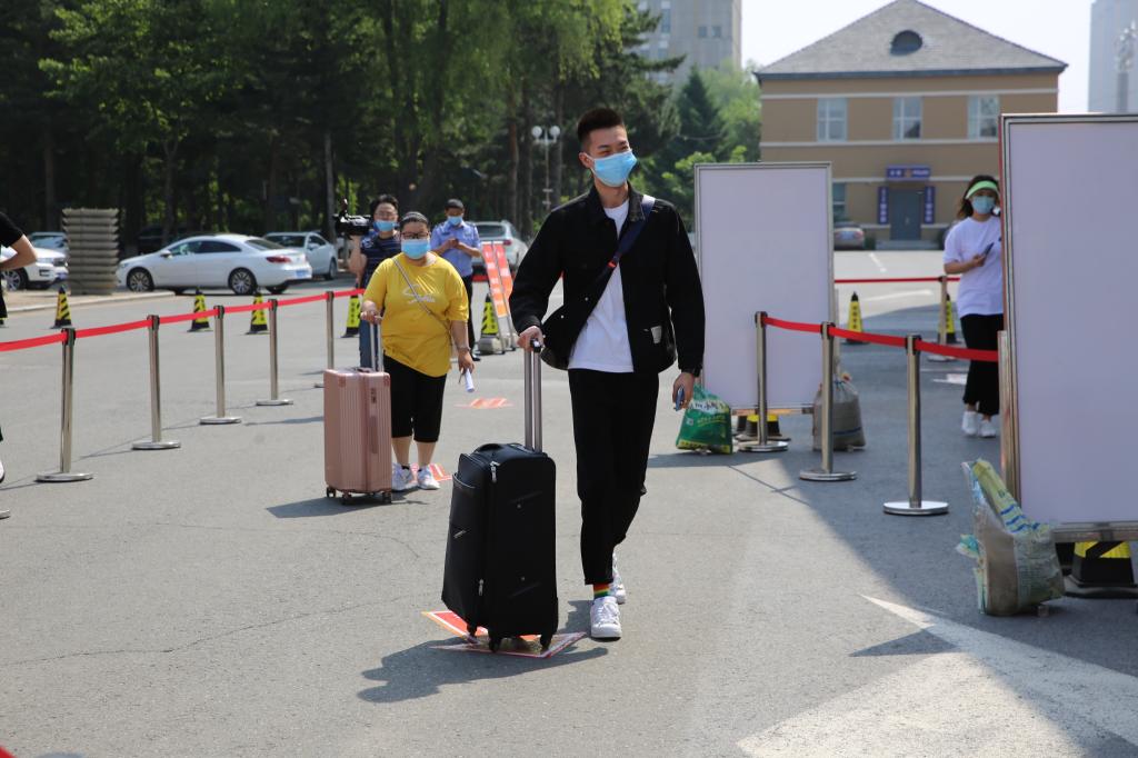 长春大学生返校，新学期的期待与挑战