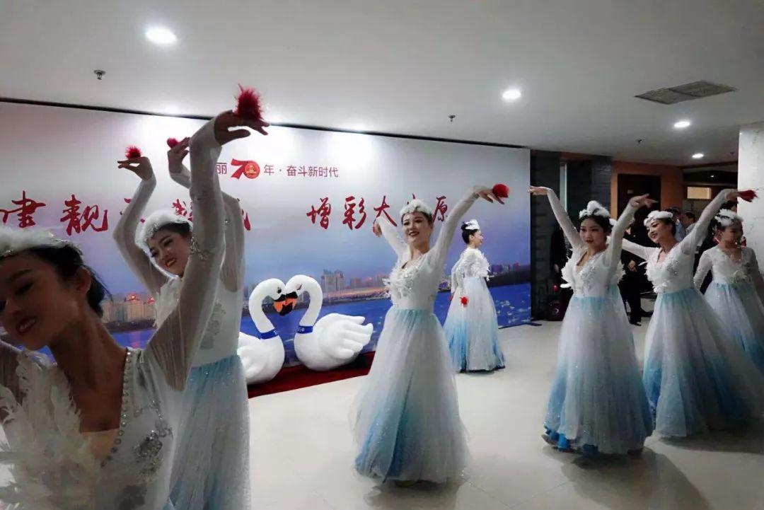 河南郑州大学生，青春奋斗的缩影与城市未来的希望