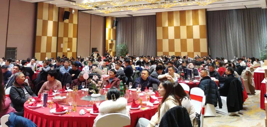 广州疫情下的年会，挑战与希望并存