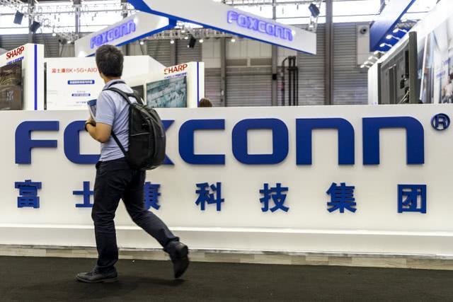 郑州富士康新冠事件，疫情下的产业工人困境与社会反思
