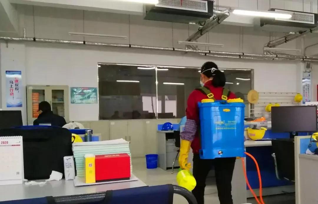 郑州即将封城，市民生活与疫情防控的双重考验