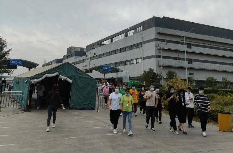 郑州富士康最新动态，生产恢复、员工关怀与未来展望