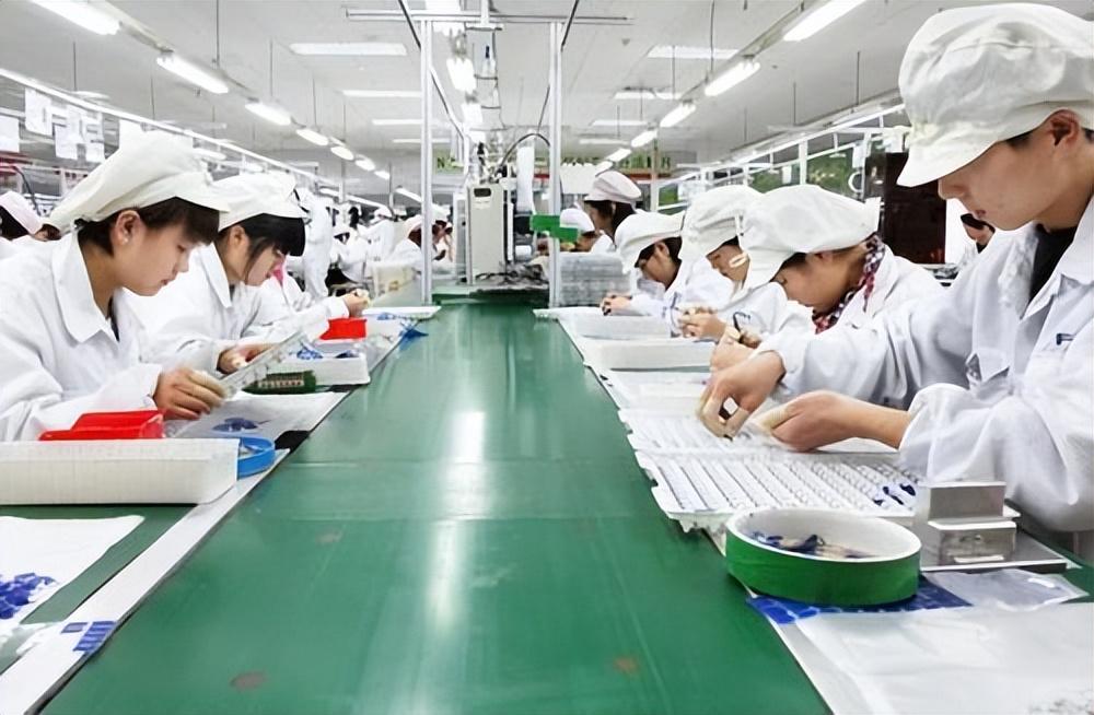 郑州富士康疫情最新消息，防控措施升级与产业链影响分析