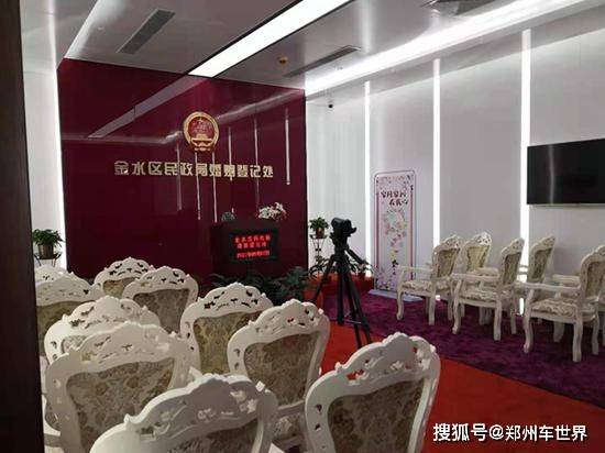疫情下的郑州，坚韧与希望的城市图景