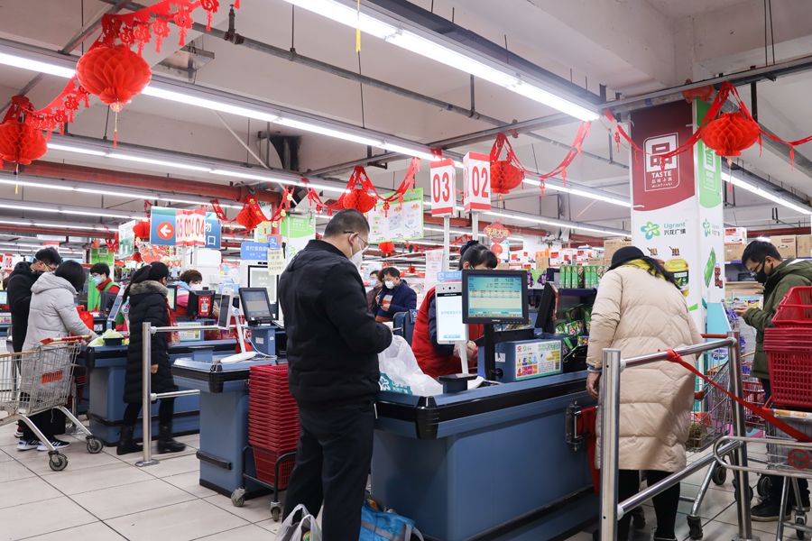合肥疫情下的超市，民生保障与社会责任的考验