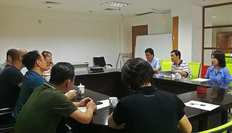 上海市与福州市疫情现状分析与防控措施比较