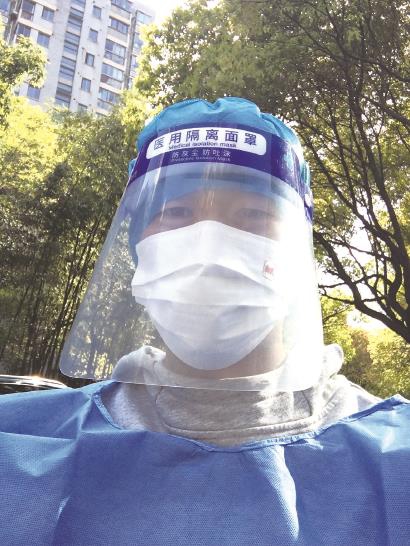 守沪之声，上海市卫健委发言人郑锦的抗疫150天