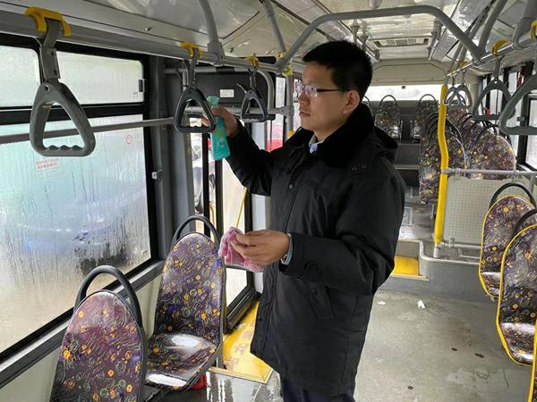 上海市疫情防控指挥部电话号码，市民健康守护热线