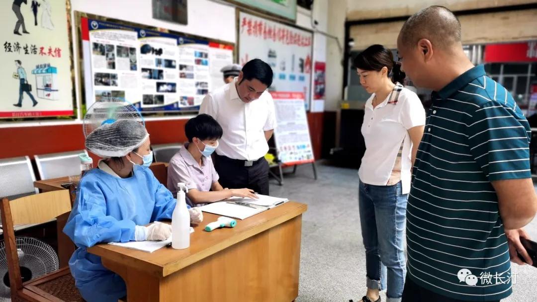 乌鲁木齐市疫情防控措施的成效与挑战
