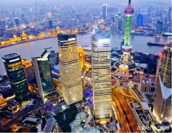 成都与上海，疫情下的城市韧性与治理智慧