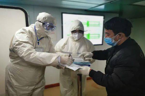 成都对上海疫情旅客政策，精准防控与人文关怀并重