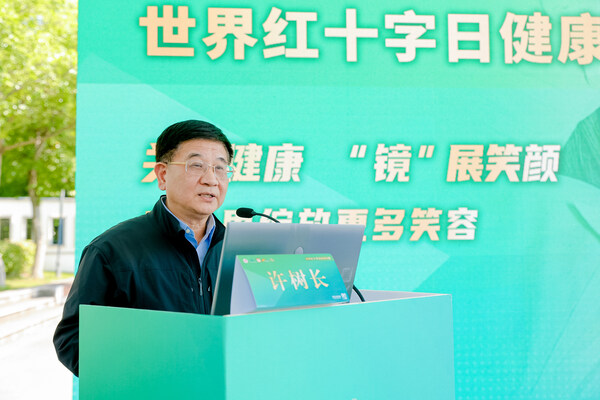 上海市驻青海省办事处主任，桥梁与纽带的作用