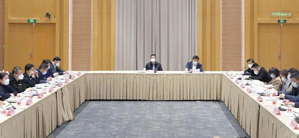 上海市疫情防控工作领导小组会议，科学精准施策，筑牢城市安全防线