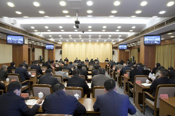 好的，没问题。以下是围绕浙江省疫情防控公告关键词撰写的文章